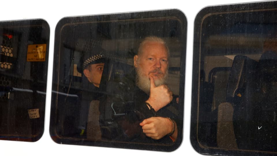 Assange: Die vorgelegten Anschuldigungen sind dünn
