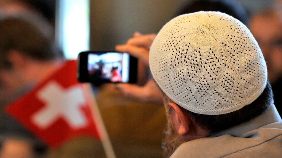 Schweizer Fortbildungen für Imame erfolgreich