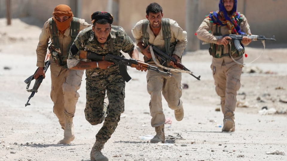 YPG-Kämpfer 2017 im Kampf gegen den IS in Rakka.