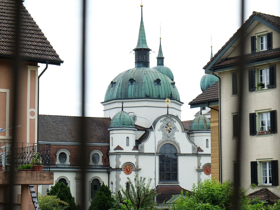 Blick auf die Klosterkirche.