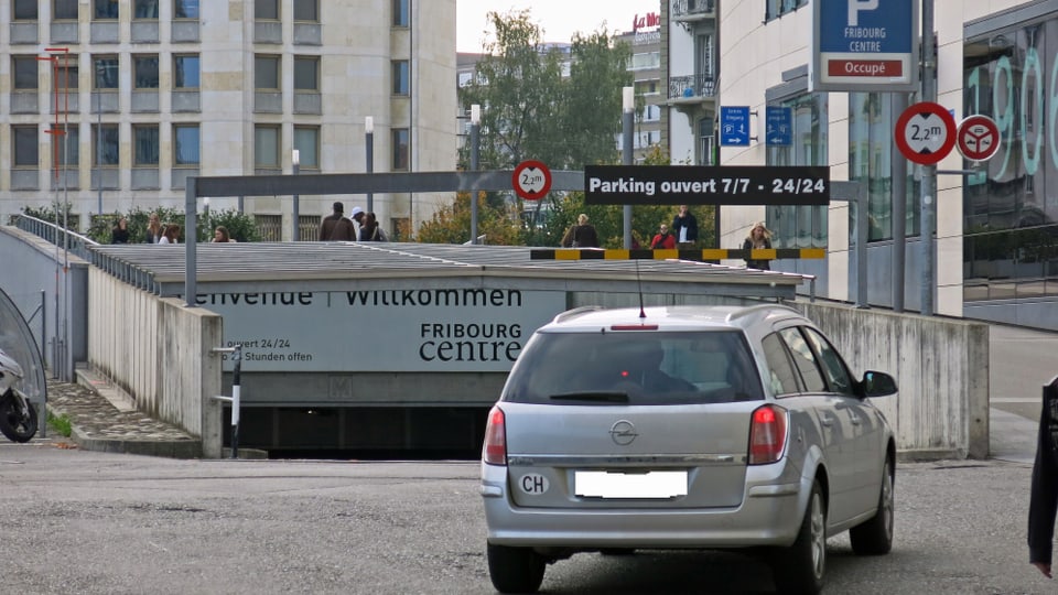 Bern Freiburg Wallis  220 neue Parkplätze im Freiburger Stadtzentrum