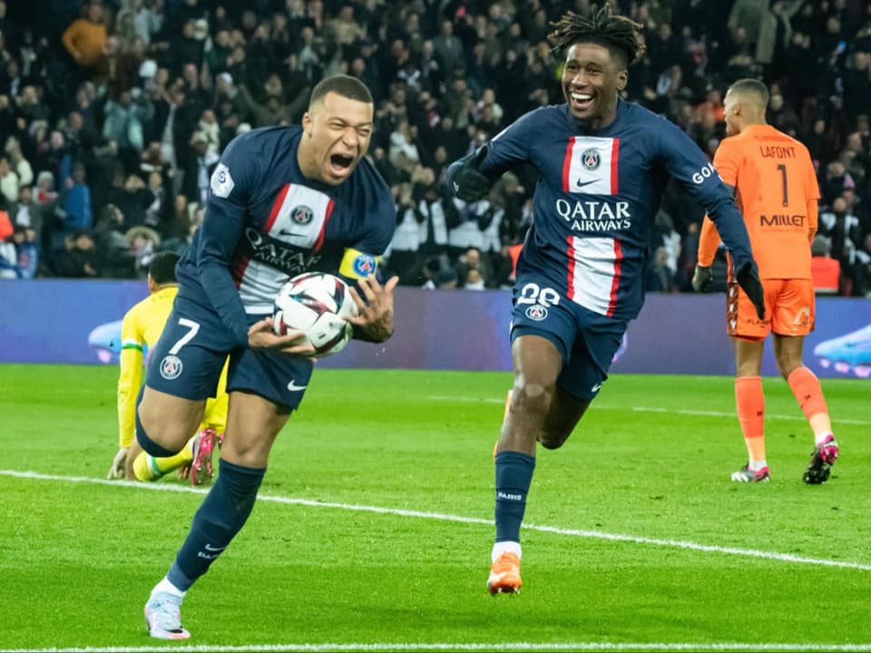 Wie Viele Tore Hat Mbappe Geschossen Fussball aus den Topligen - Tore und Spiele: Rekordabend für Mbappé und
