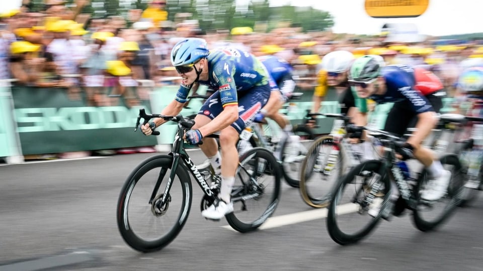 12. Etappe der Tour de France - Merlier schlägt schon wieder zu – Massensturz überschattet Finale
