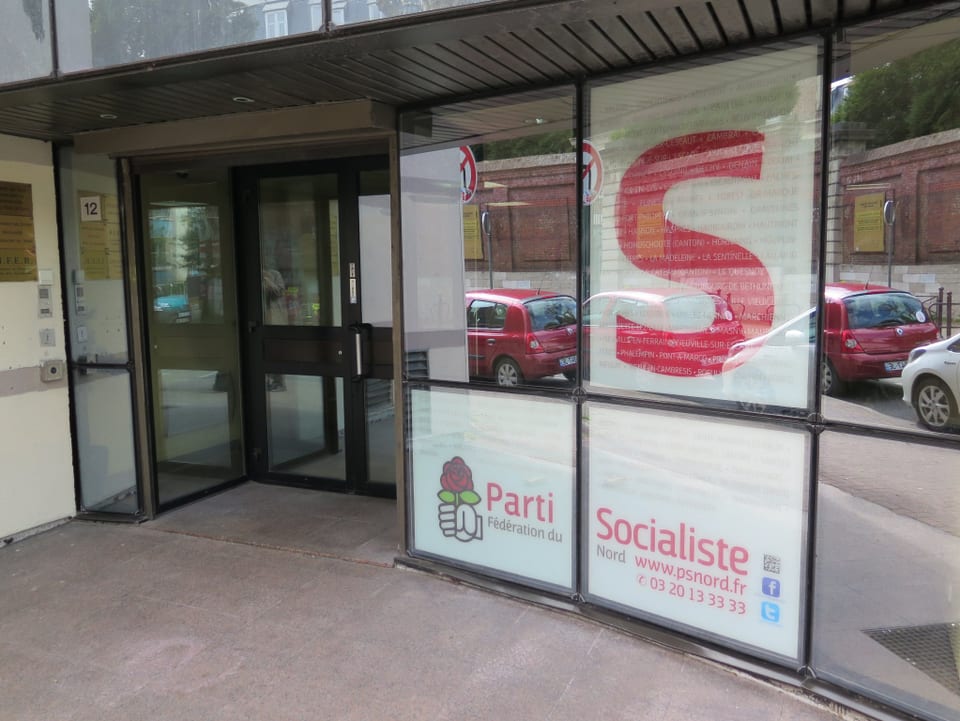 Der Eingang der Parteizentrale der Parti socialiste in Lille.