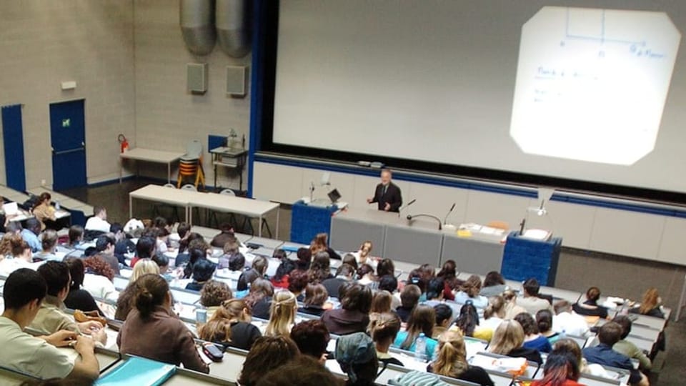 Hörsaal der Universität Genf