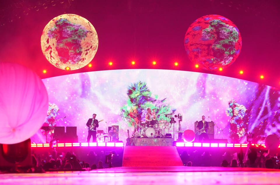 Coldplay steht auf der Bühne
