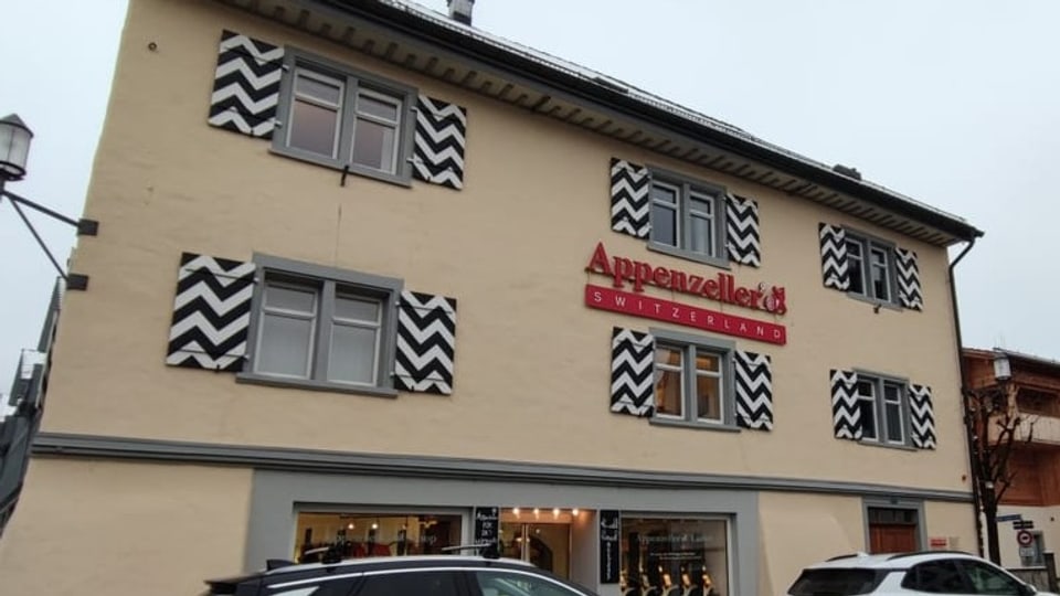 Ein Haus mit der Aufschrift Appenzeller Switzerland.