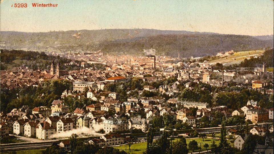 Rauchende Kamine und Industrie im historischen Winterthur