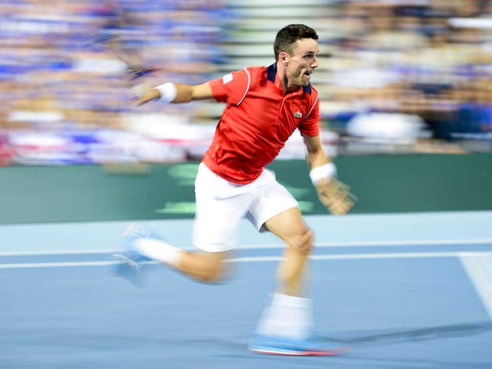 Roberto Bautista-Agut spielt Tennis