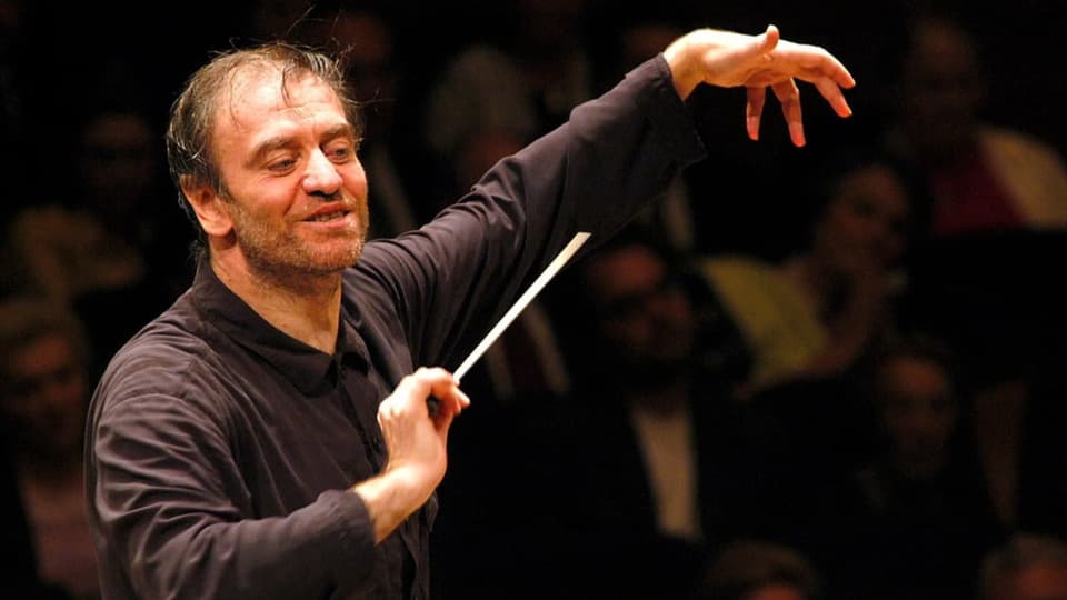 Valery Gergiev beim Dirigieren