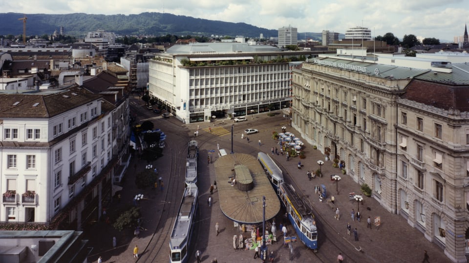 Paradeplatz von oben im Jahr 1993.
