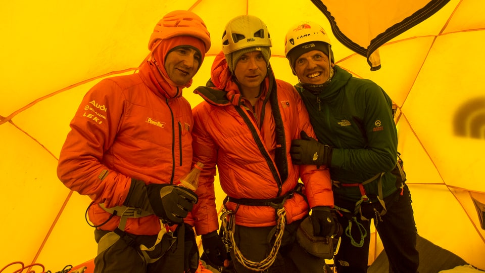 Die Bergsteiger Ueli Steck, Jonathan Griffith und Simone Moro.