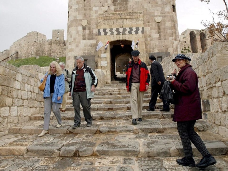Touristen auf der Zitadelle.