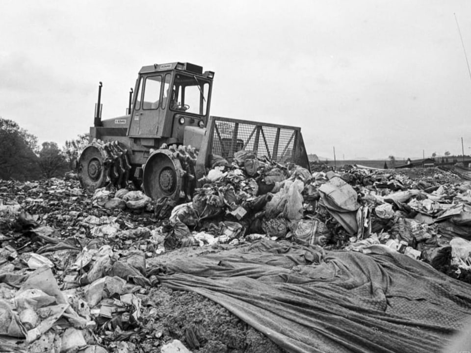 Bagger und Abfall