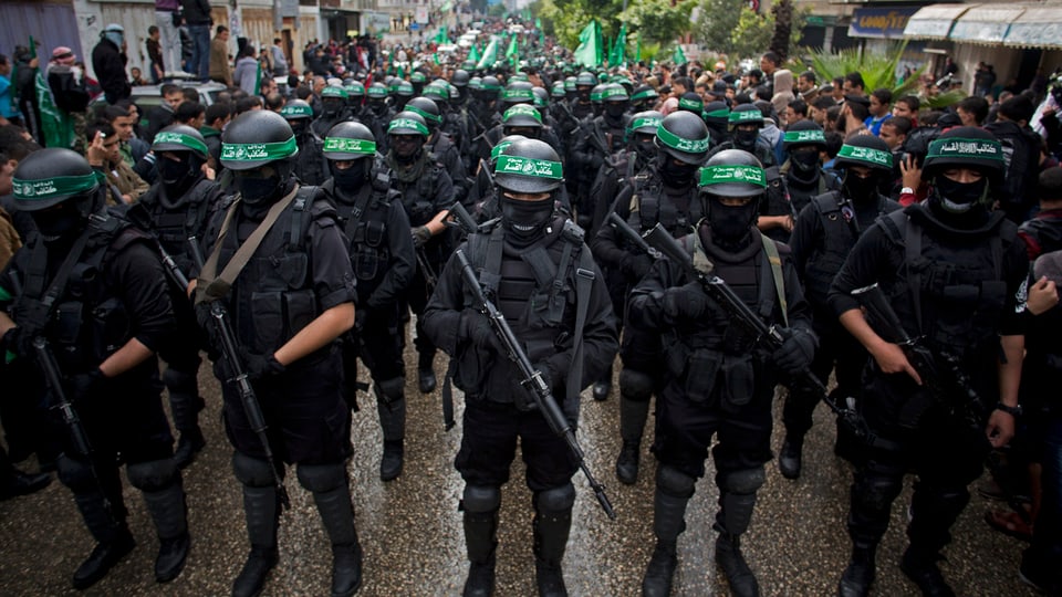 Hamas-Kämpfer bei einer Parade.