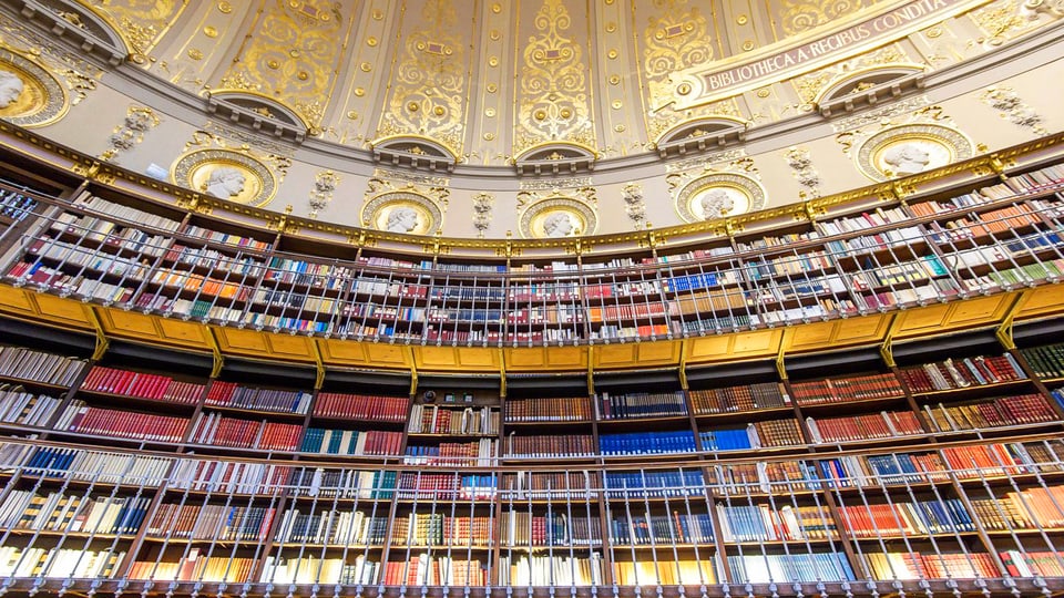 Innenansicht der Richelieu Bibliothek in Paris. 