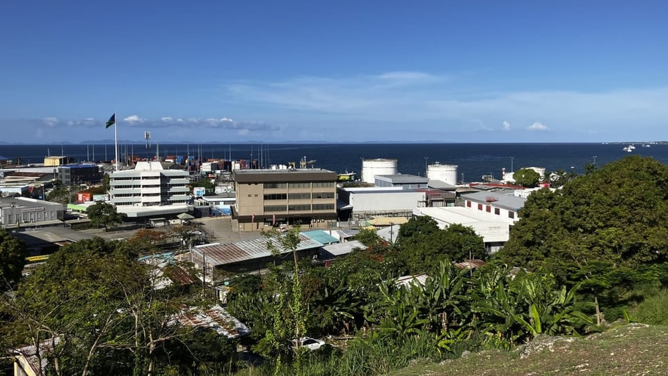 Ein Blick auf die Hauptstadt Honiara nach dem Erdbeben. 