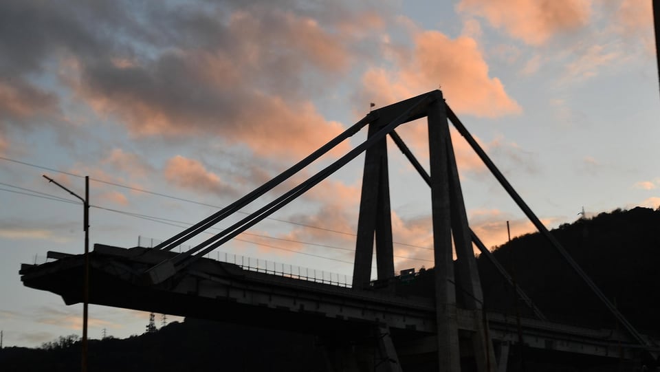 Wann steht in Genua eine neue Brücke?
