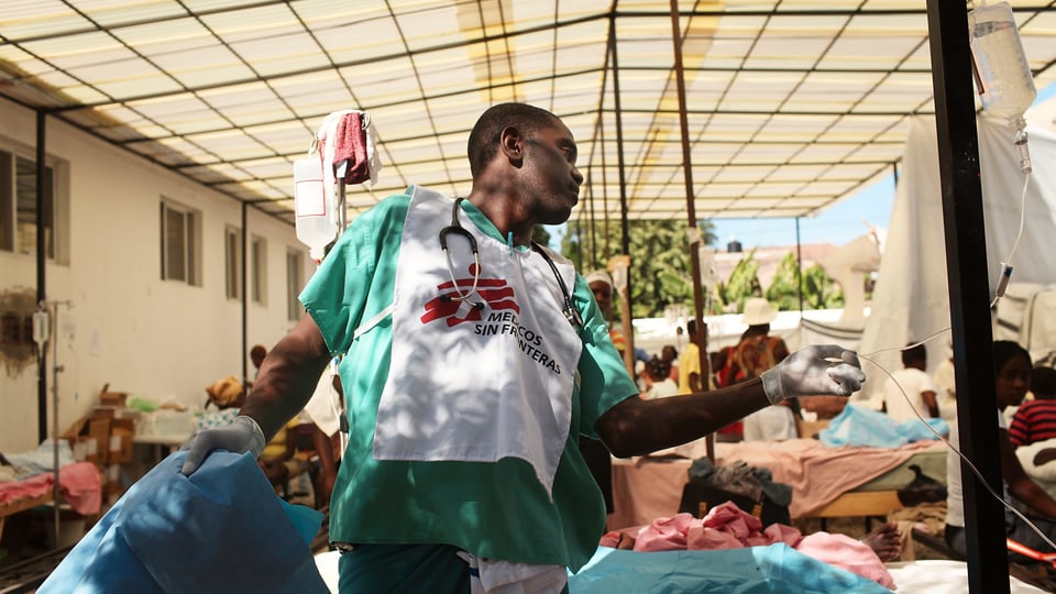 Pfleger in einem Spital in Haiti