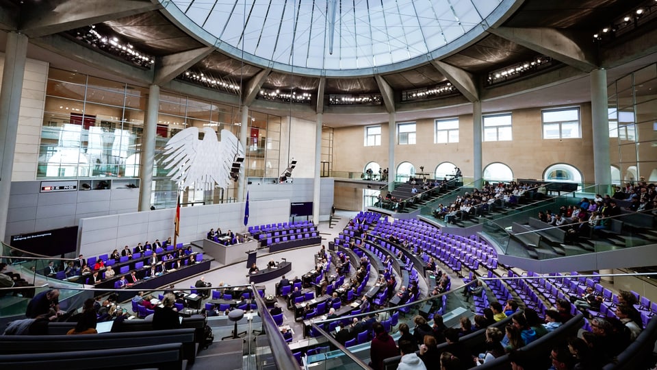 Ein Bild des Bundestags in Berlin.