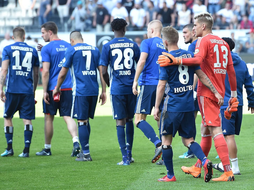 Erstmals Zweite Liga Nicht alles schwarz beim HSV