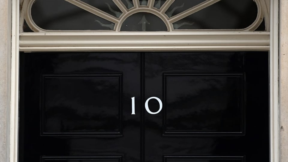 Tür an der Downing Street 10 