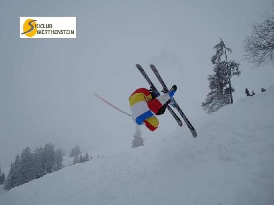 Salto auf Ski