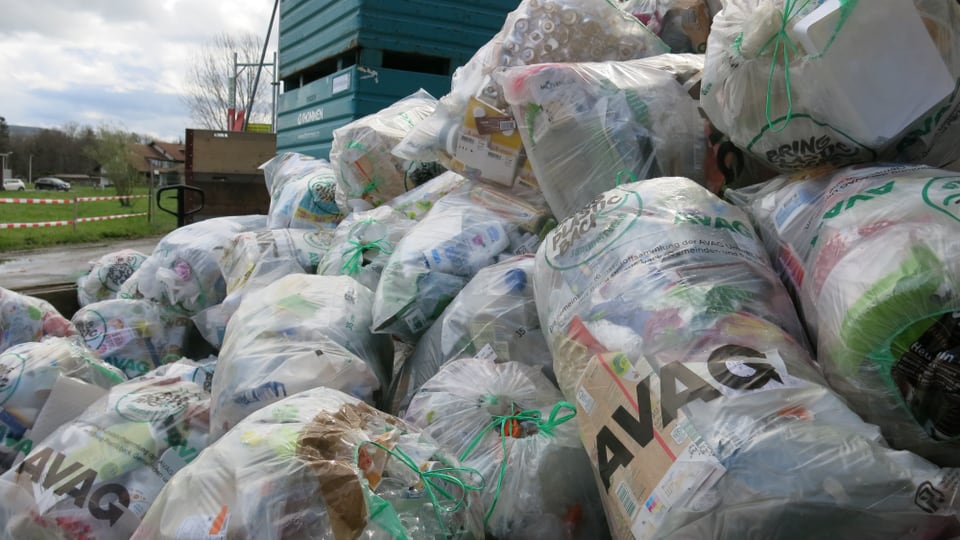 Plastik recyclen - Ist das Berner System die Lösung für die Schweizer ...
