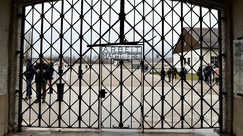 Eingangstor zum KZ Dachau.