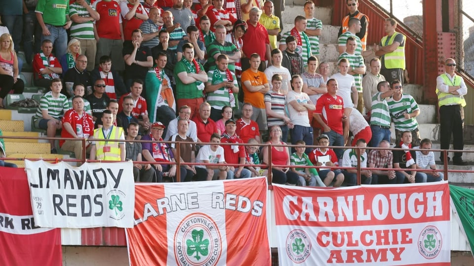 Fans des FC Cliftonville