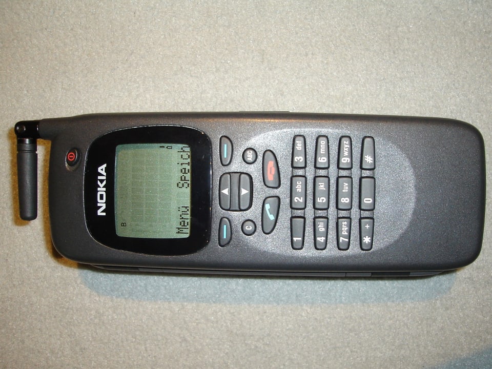 "Nokia 9000 Communicator"