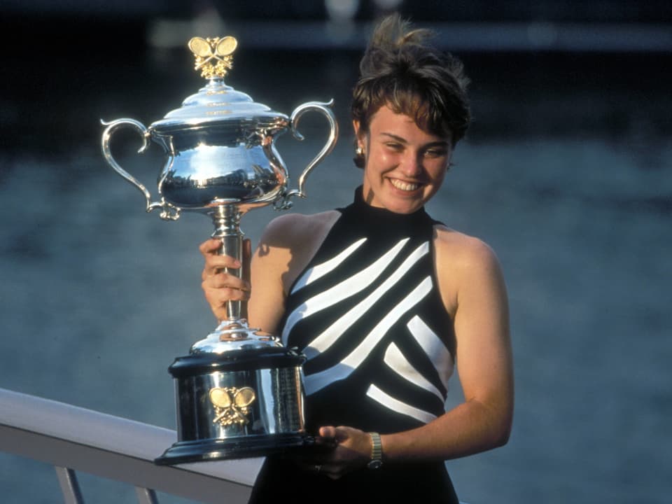 1997 wird das beste Jahr von Martina Hingis. Sie gewinnt in Melbourne an den Australian Open ihren ersten Grand-Slam-Titel...