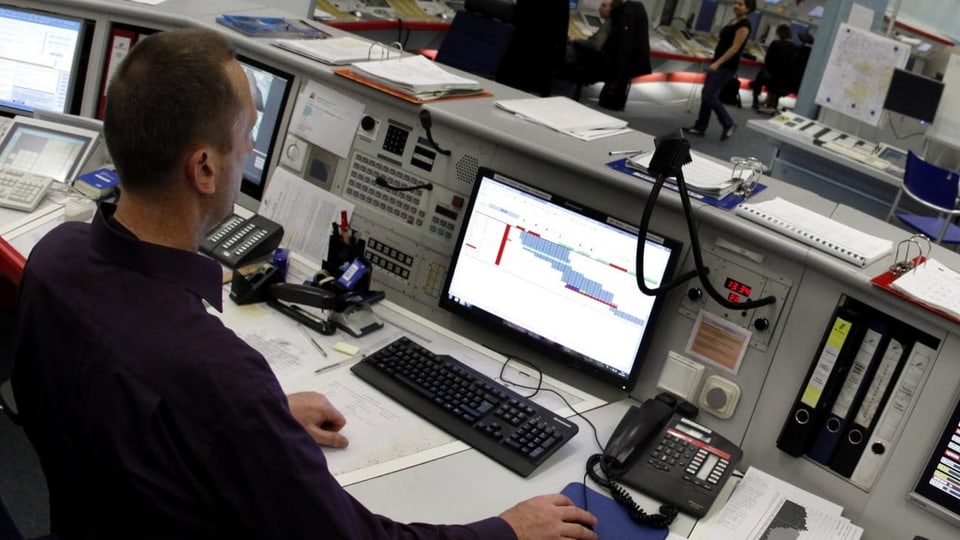 Fluglotse bei der Arbeit
