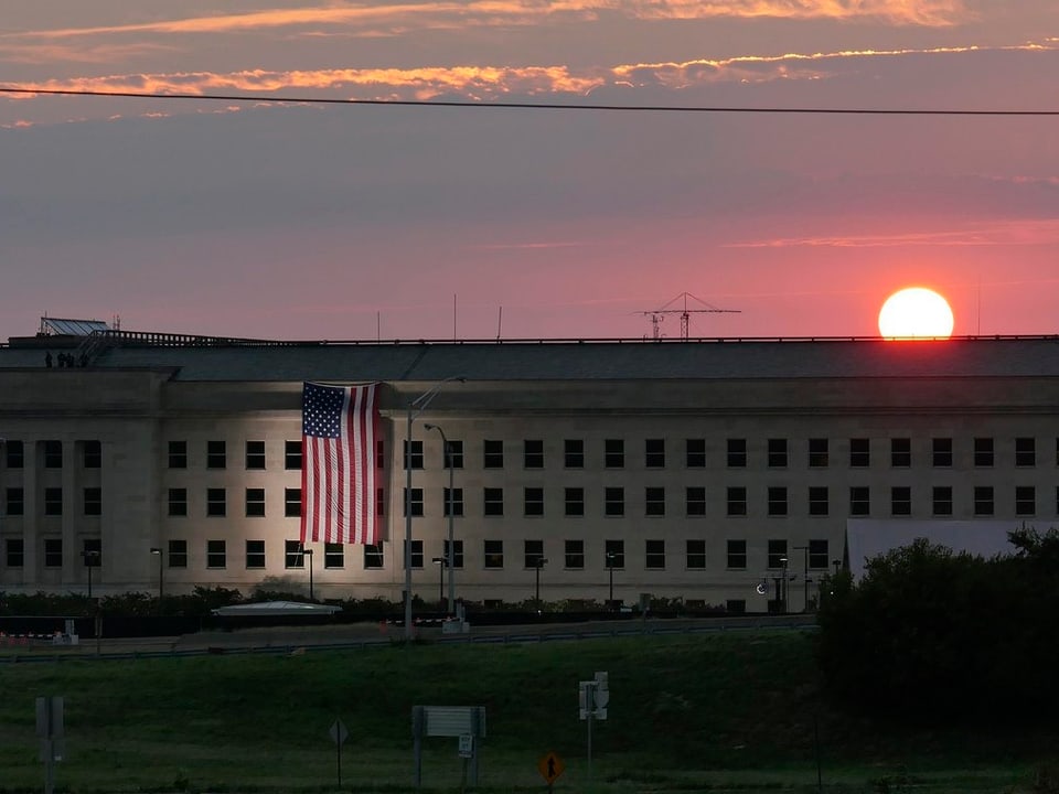 Sonnenaufgang über dem Pentagon. 