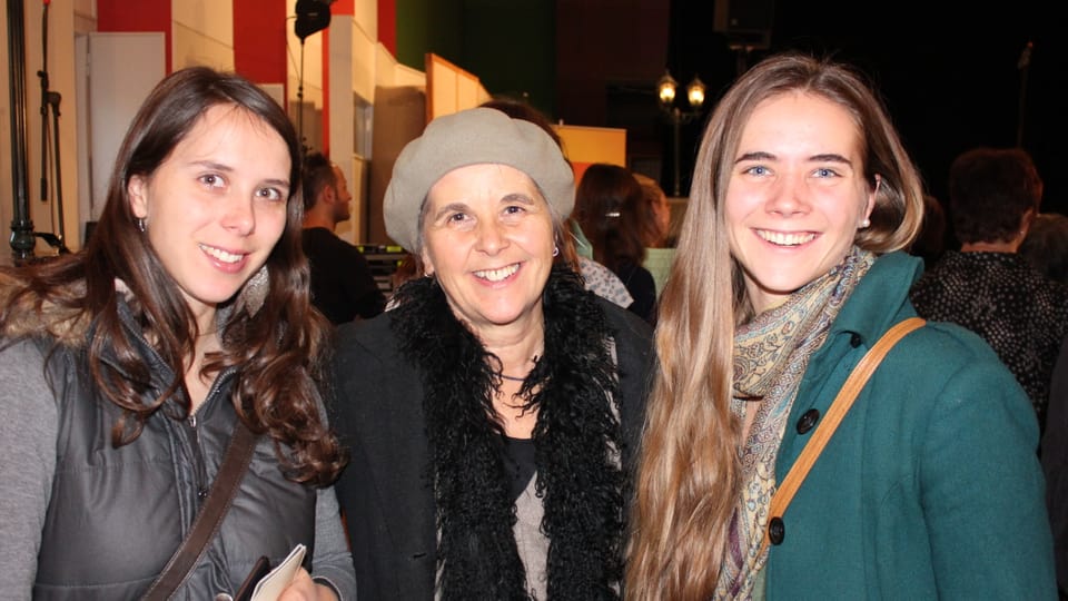 Cecilia Brandenburger aus Lindau (ZH) mit Tochter Anna (links) und Christina.