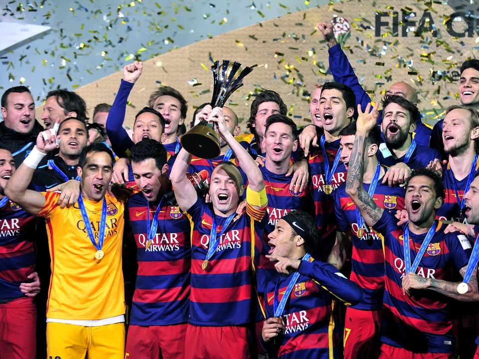 Barcelonas Spieler feiern den Sieg an der Klub-WM