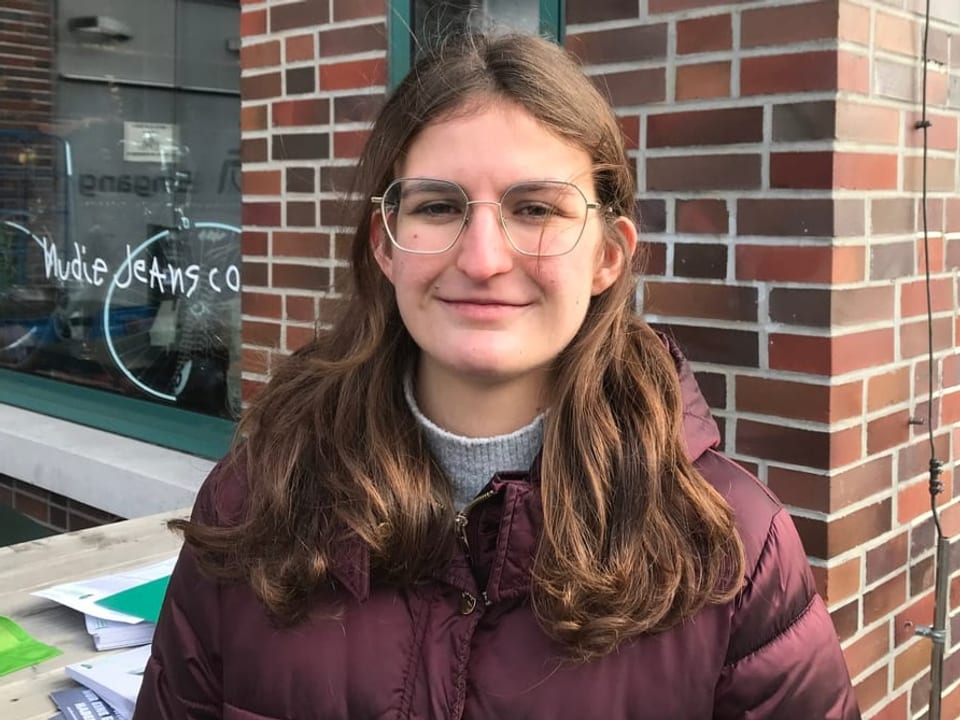 Julia Küng, die Co-Präsidentin der Jungen Grünen Schweiz Julia Küng, die Co-Präsidentin der Jungen Grünen Schweiz