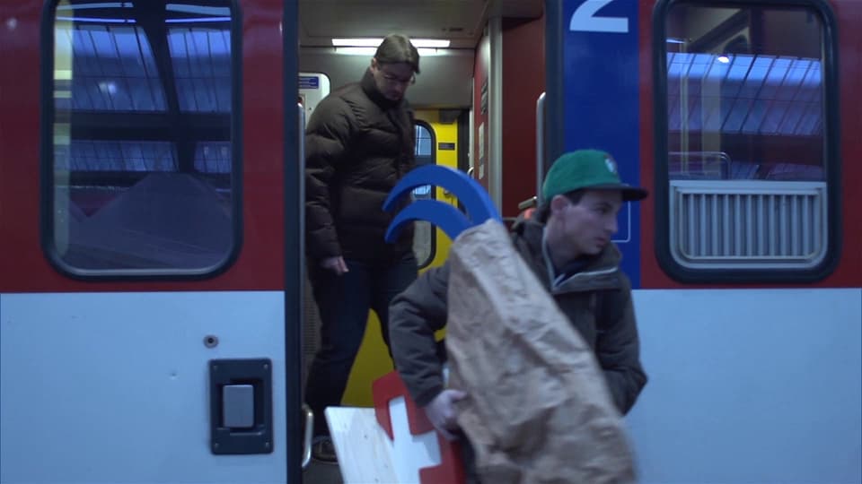 Kurzerhand verfrachtet Raphael Stierli alias «Cyphermaischter» den «Olympia-Bock» in seinem Musik-Video zurück nach Lausanne. 
