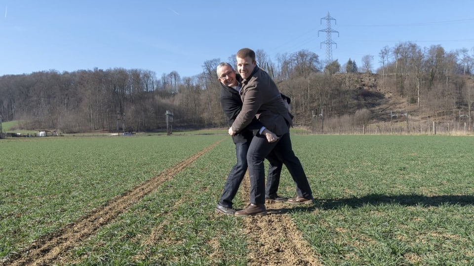 OK-Präsident Thomas Weber (links) und ESAF-Geschäftsführer Matthias Hubeli bei der Begehung des Festgeländes.