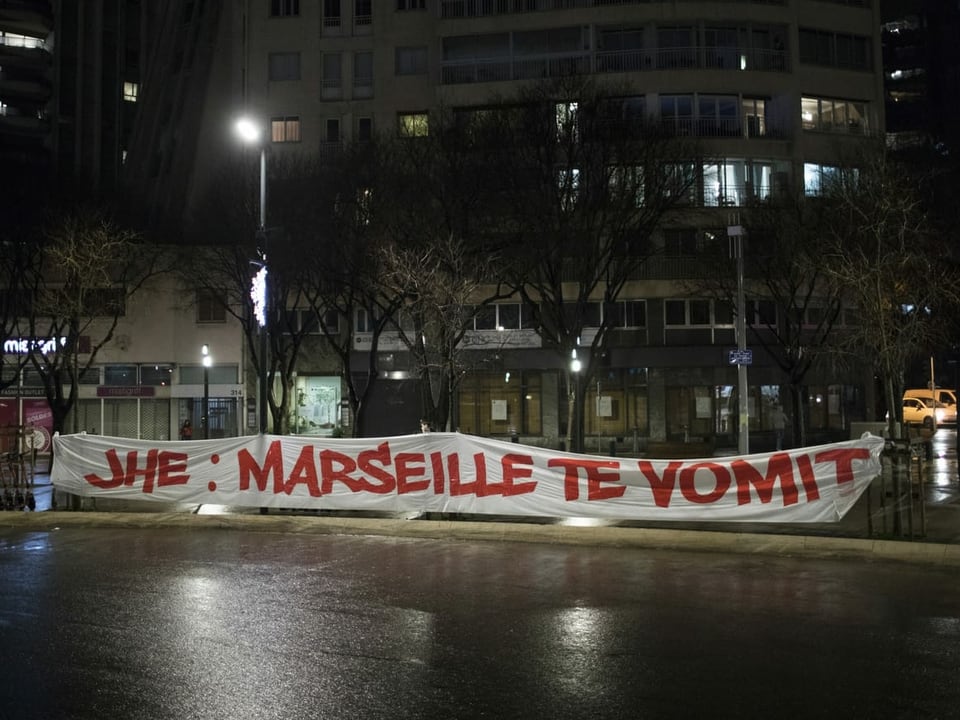 Transparent in Marseille.