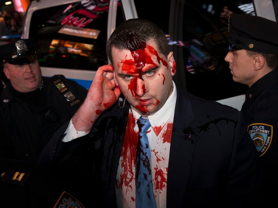 Blutender Polizeibeamter in New York