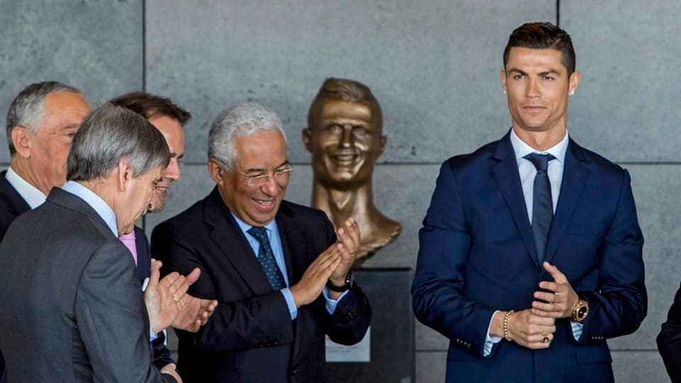 Ronaldo tauft seinen Flughafen