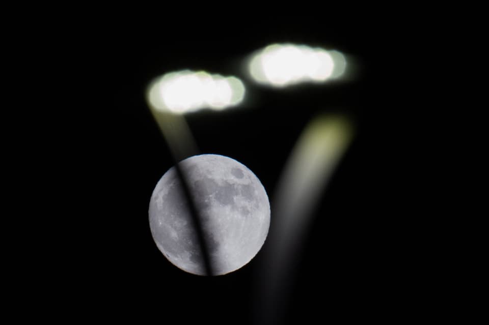 Vollmond von Italien aus fotografiert.