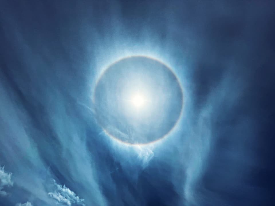 Srfmeteobild Halo Der Farbige Ring Um Die Sonne Meteo Srf