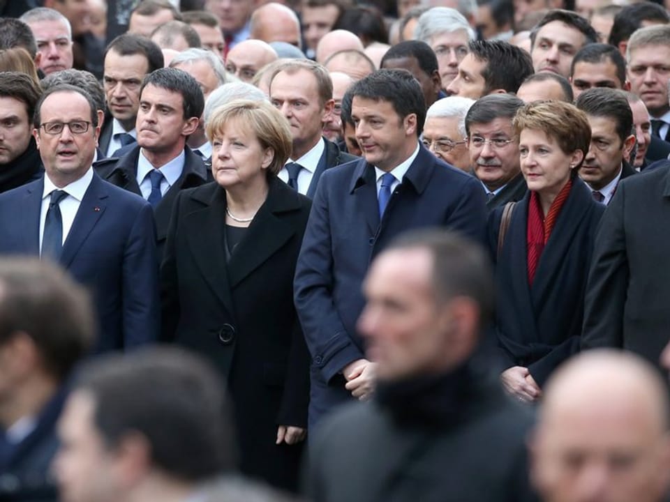 Francois Hollande, Angela Merkel, Matteo Renzi und Simonetta Sommaruga in Paris.