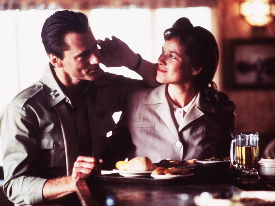 Sam Shepard und Barbara Hershey in «The Right Stuff» (1983).