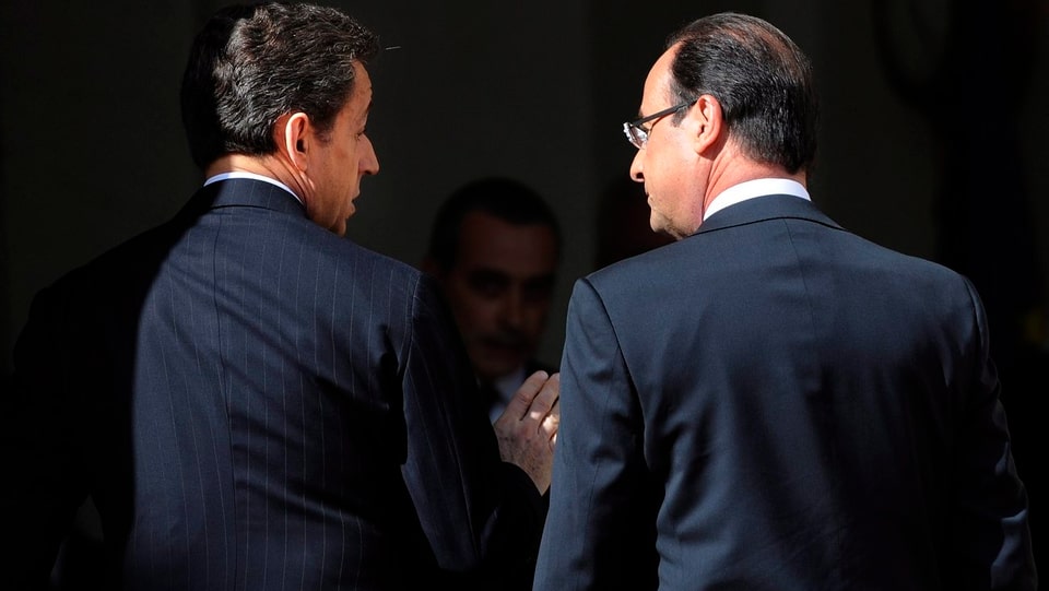Ex-Präsident Sarkozy bei der Amtsübergabe an Hollande.