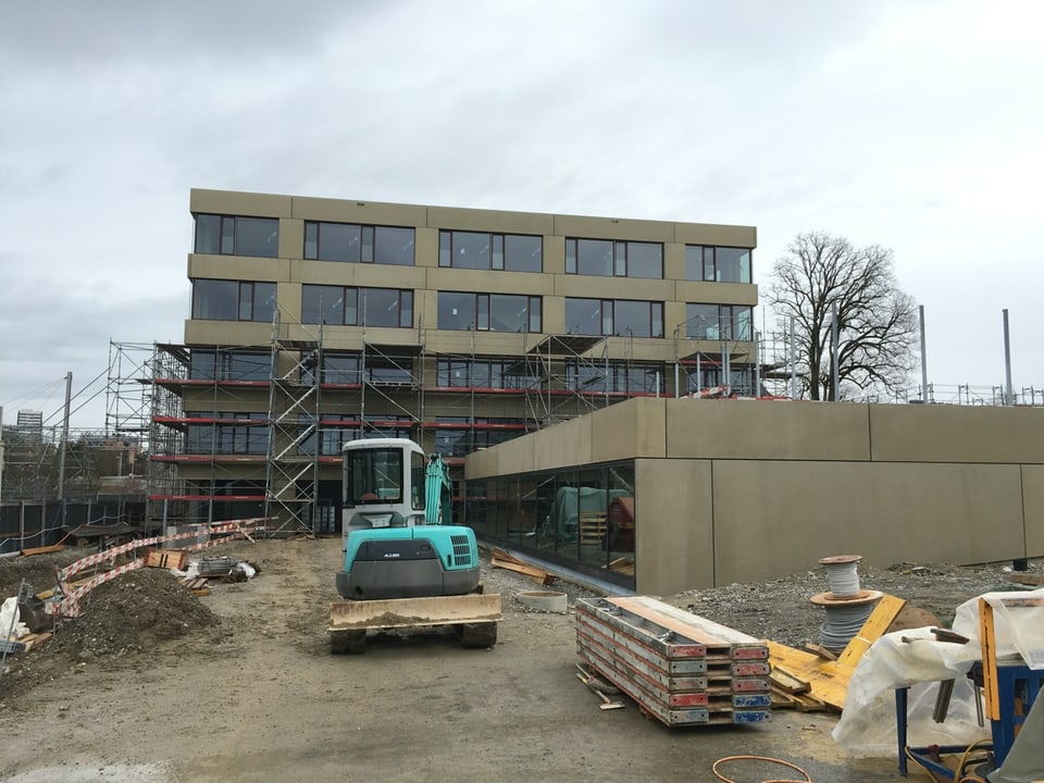 Hier entsteht das neue Schulhaus im Stadtteil Brünnen. 
