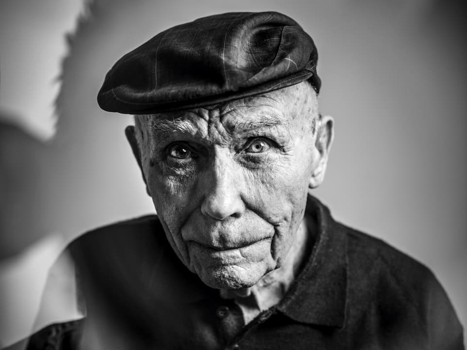 Porträt eines fast 100-jährigen Mannes.