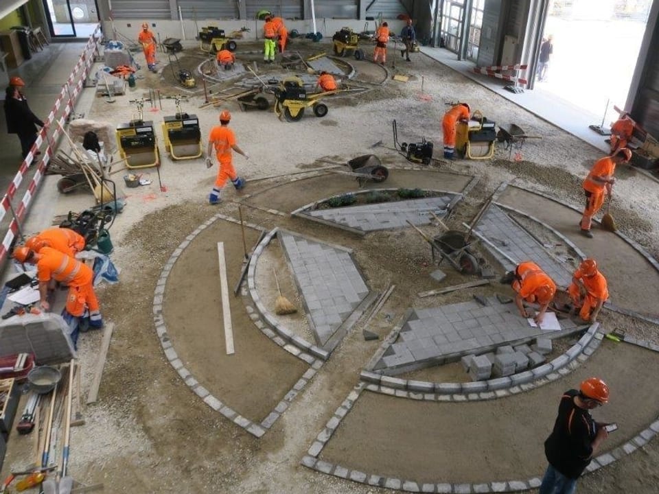 Blick von oben in die Halle 